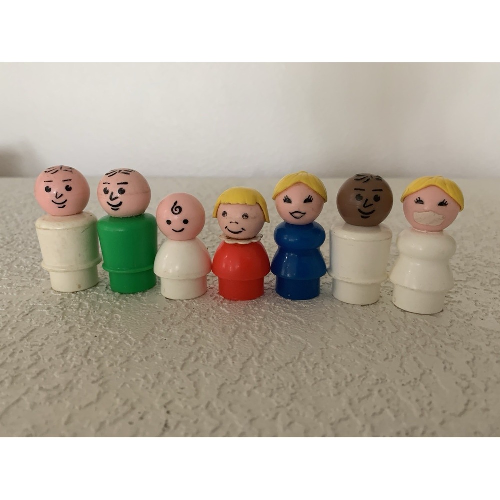 Vintage Fisher Price Little People #931 Play Family Hospital Doctors Nurse Baby
